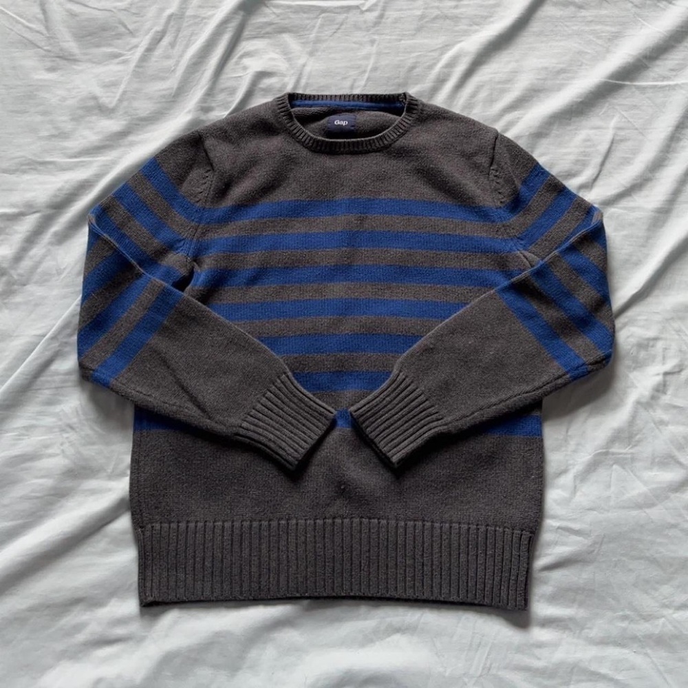 knitted GAP sweater